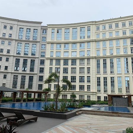 Eighty One Newport Boulevard Manila Eksteriør bilde