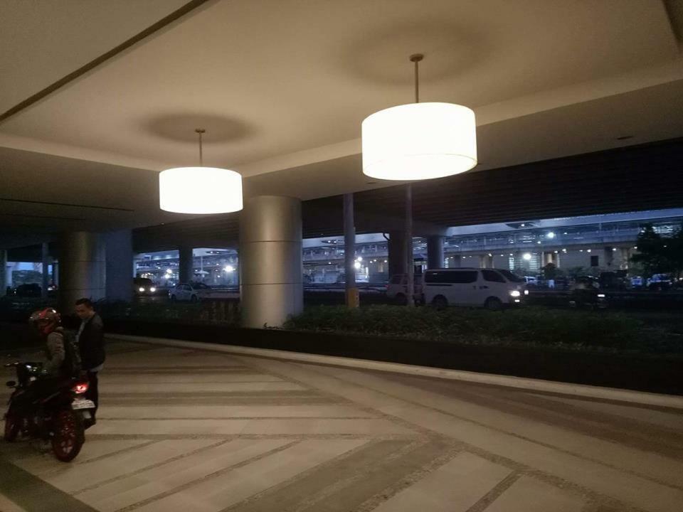 Eighty One Newport Boulevard Manila Eksteriør bilde