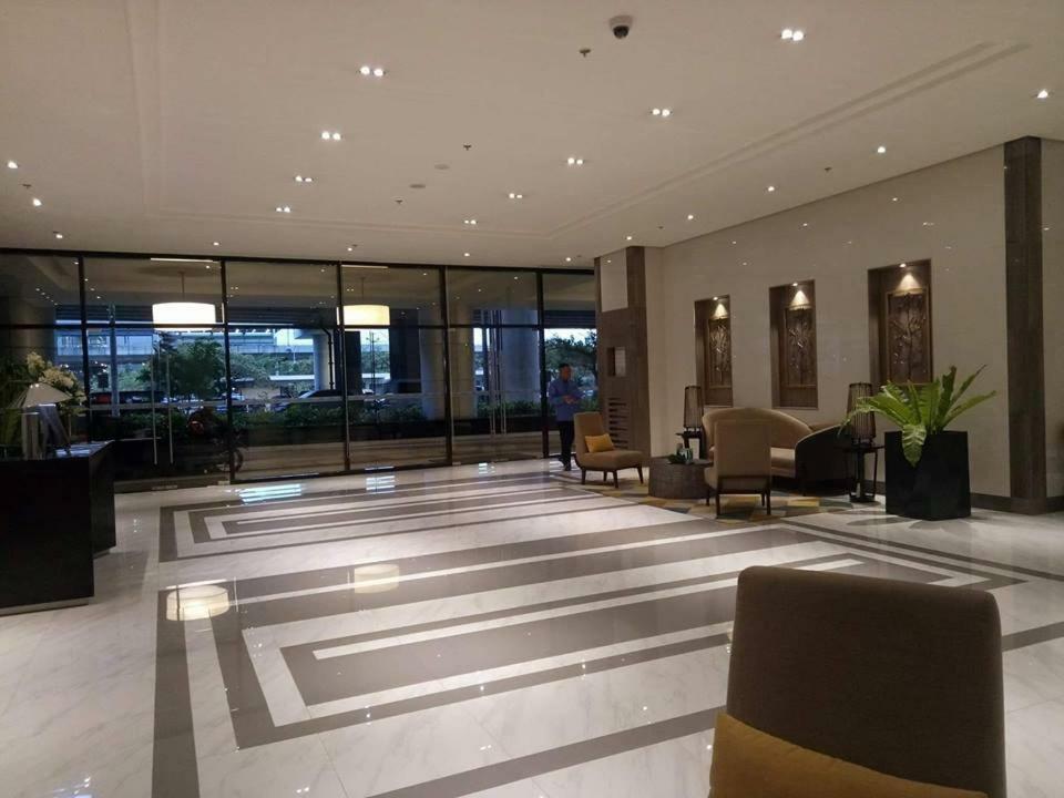 Eighty One Newport Boulevard Manila Eksteriør bilde